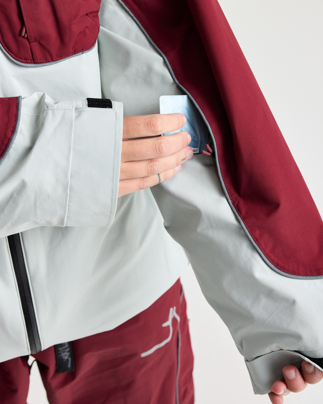 Yuki Threads Mobbin Jacket