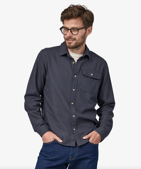 Patagonia Mens Long-Sleeved Cotton in Conversion Lightweight Fjord Flannel Shirt