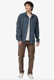 Patagonia Mens Long-Sleeved Cotton in Conversion Lightweight Fjord Flannel Shirt